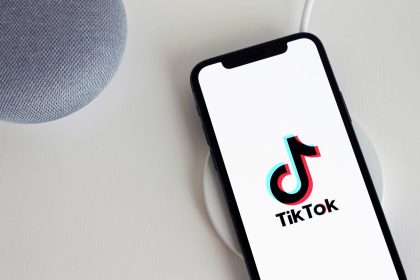 TikTok – w pogoni za marketingowymi trendami