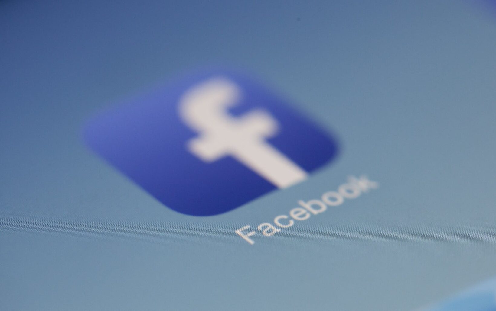 Piksel Facebook niezbędny w promocji na social mediach i nie tylko