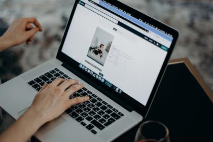 Czy strona internetowa jest wartością niematerialną i prawną?